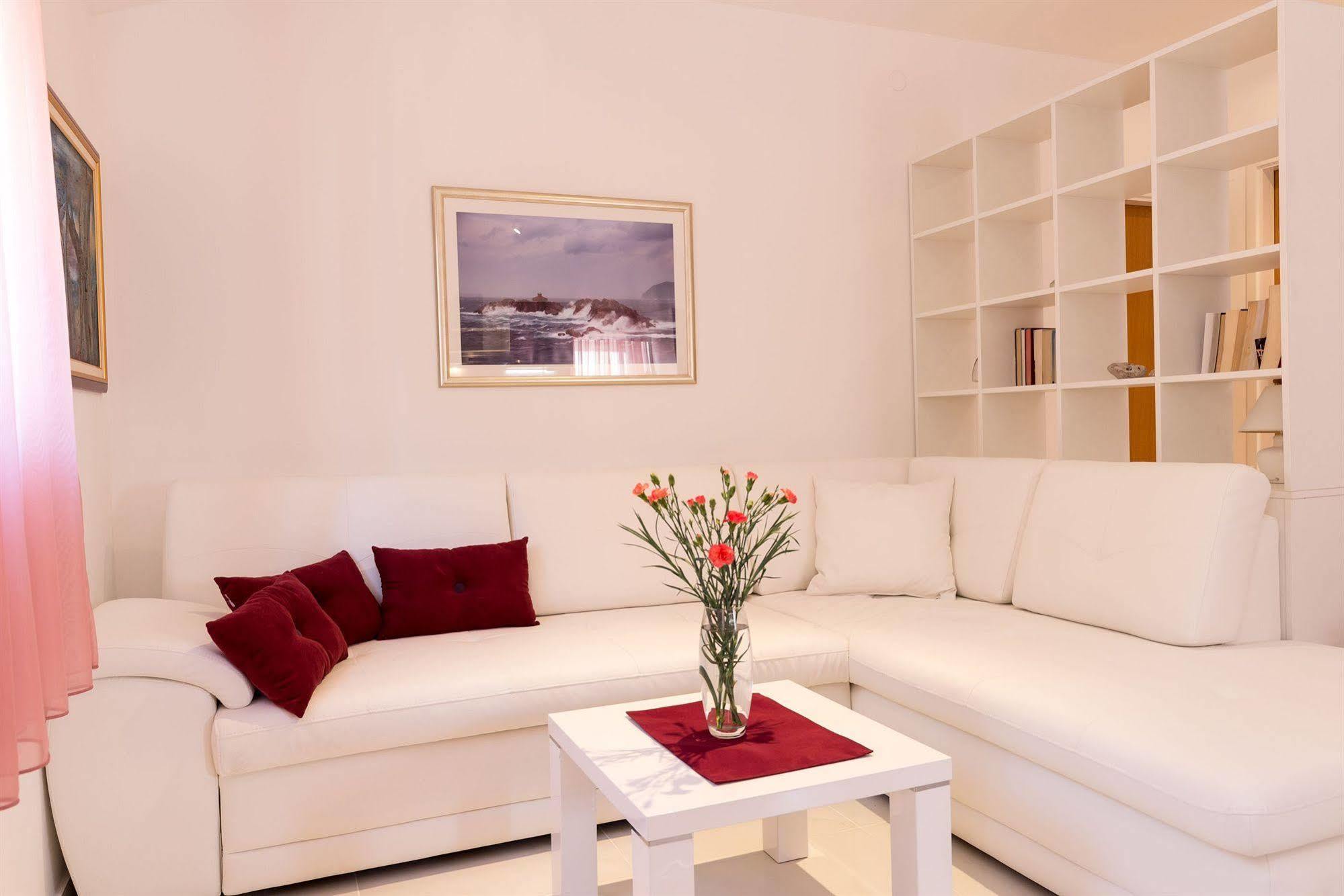 Apartments Mare Dubrovnik Ngoại thất bức ảnh