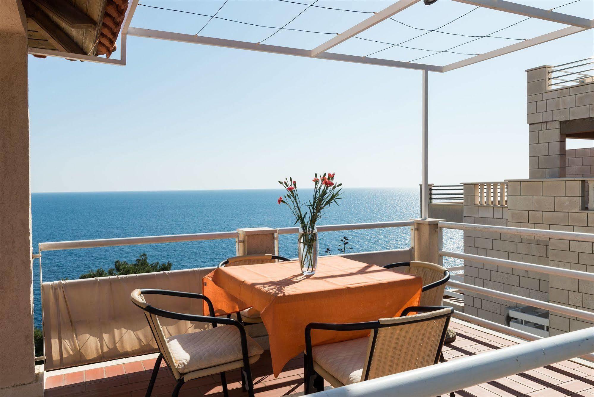 Apartments Mare Dubrovnik Ngoại thất bức ảnh